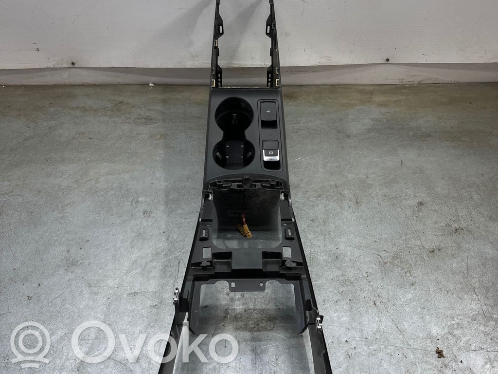 Audi Q3 8U Consola central 