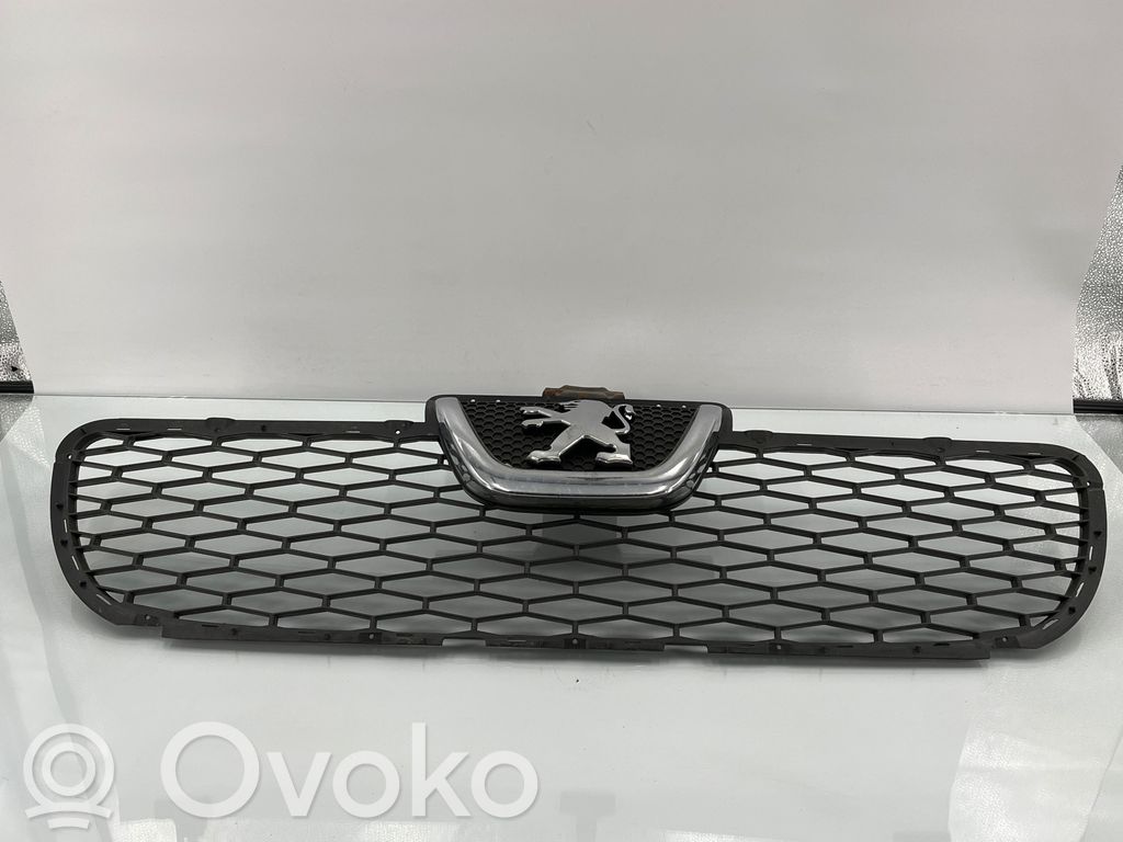 Peugeot Boxer Etusäleikkö 