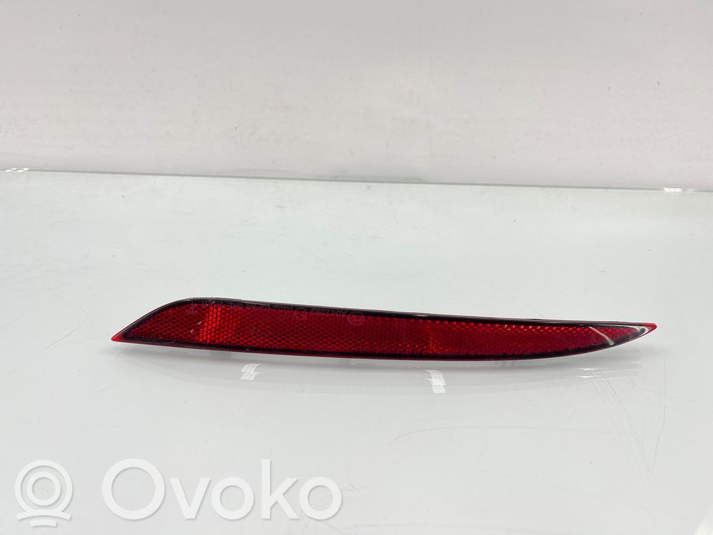 Tesla Model S Galinis atšvaitas 