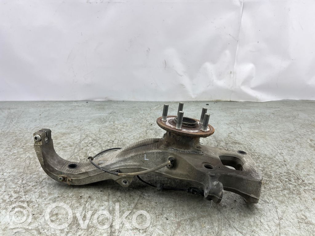 Tesla Model S Front wheel hub 