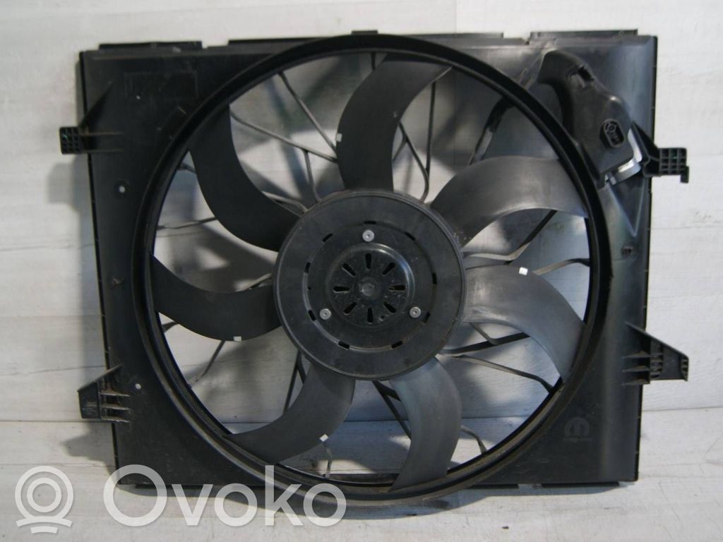 Jeep Grand Cherokee Elektrisks radiatoru ventilators 