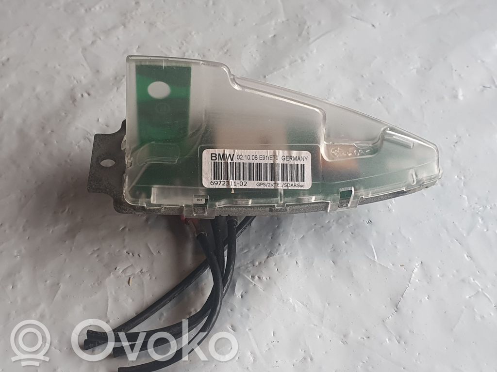 BMW X5 E70 GPS-pystyantenni 