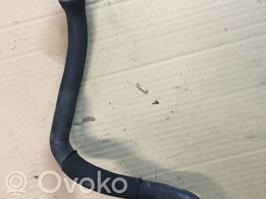 BMW 7 F01 F02 F03 F04 Conductă/furtun lichid de răcire motor 