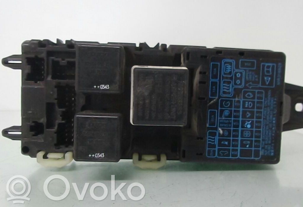 Other control units/modules   MR318828