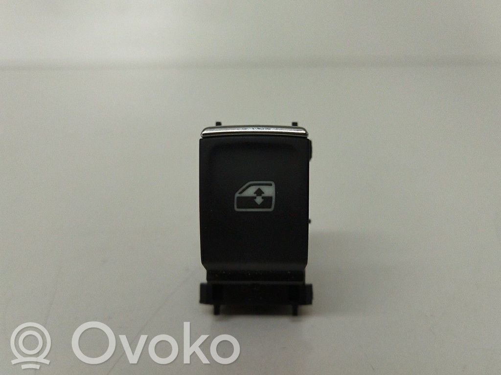 Electric window control switch   5G0959855S