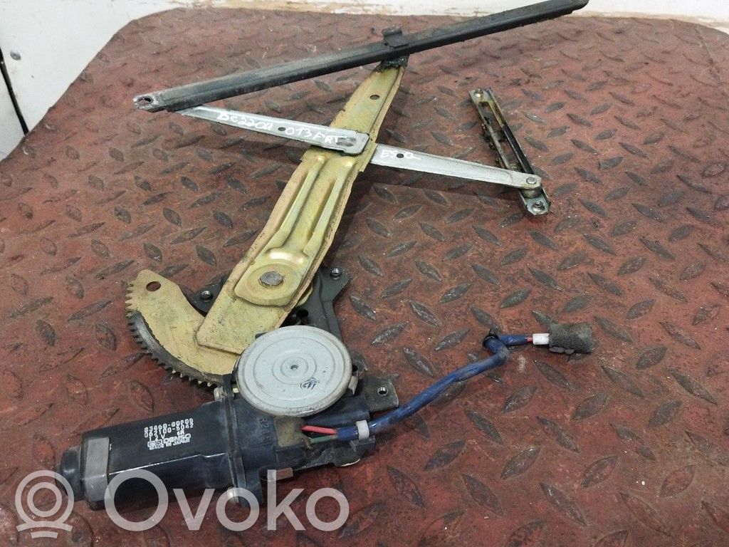 Suzuki Baleno EG Mechanizm podnoszenia szyby przedniej bez silnika 