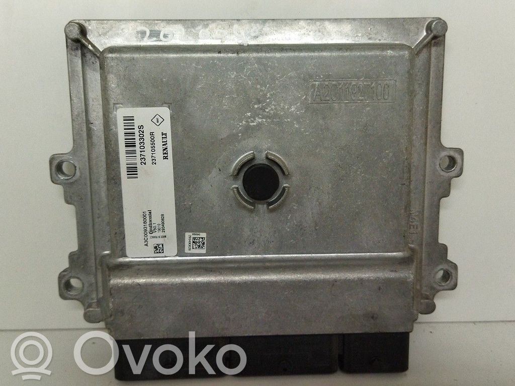 Renault Clio IV Engine control unit/module 