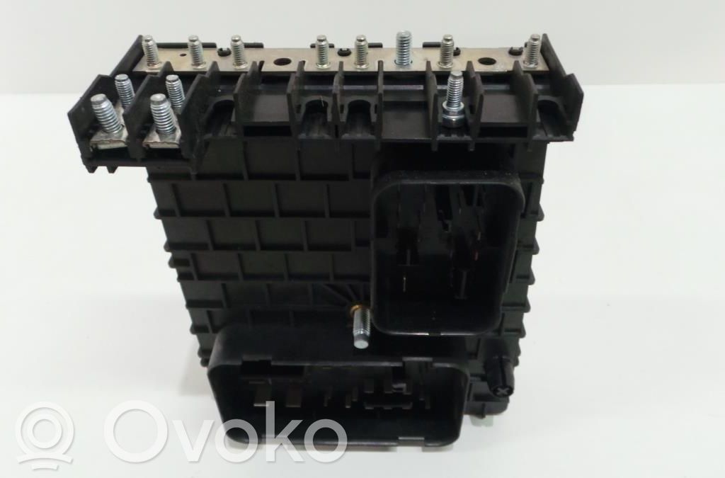 Other control units/modules   1K0937124K