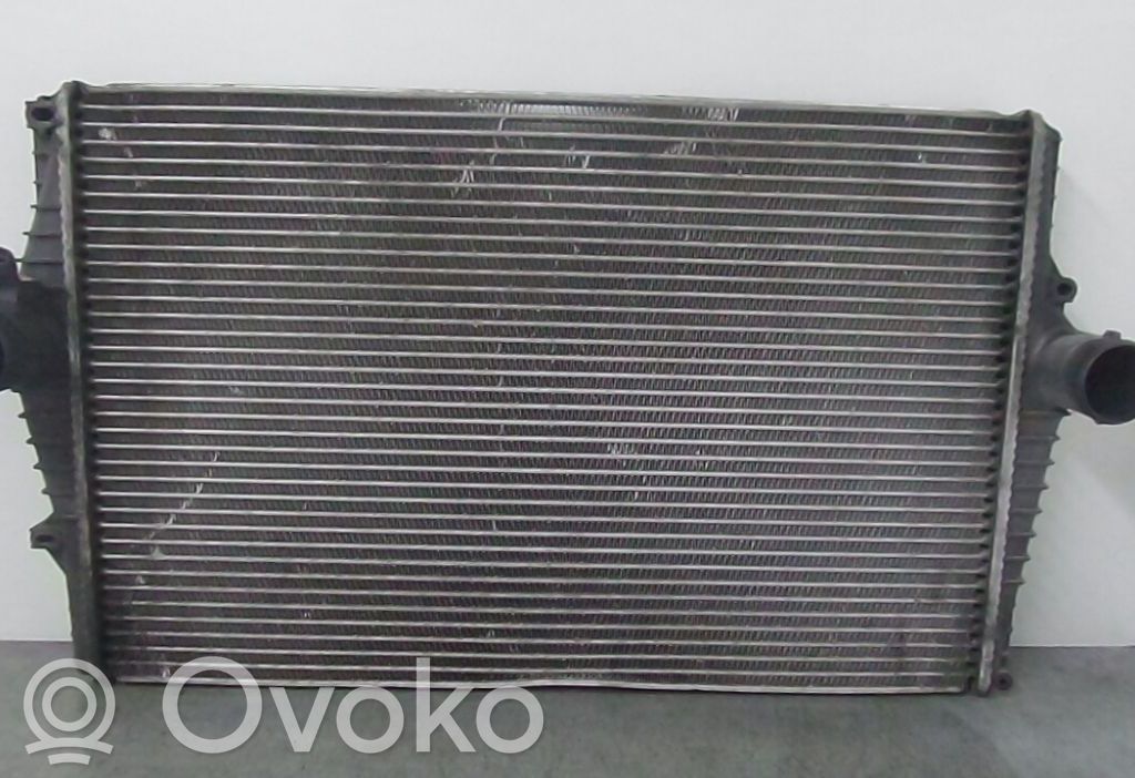 Ladeluftkühler   989580C,30748809