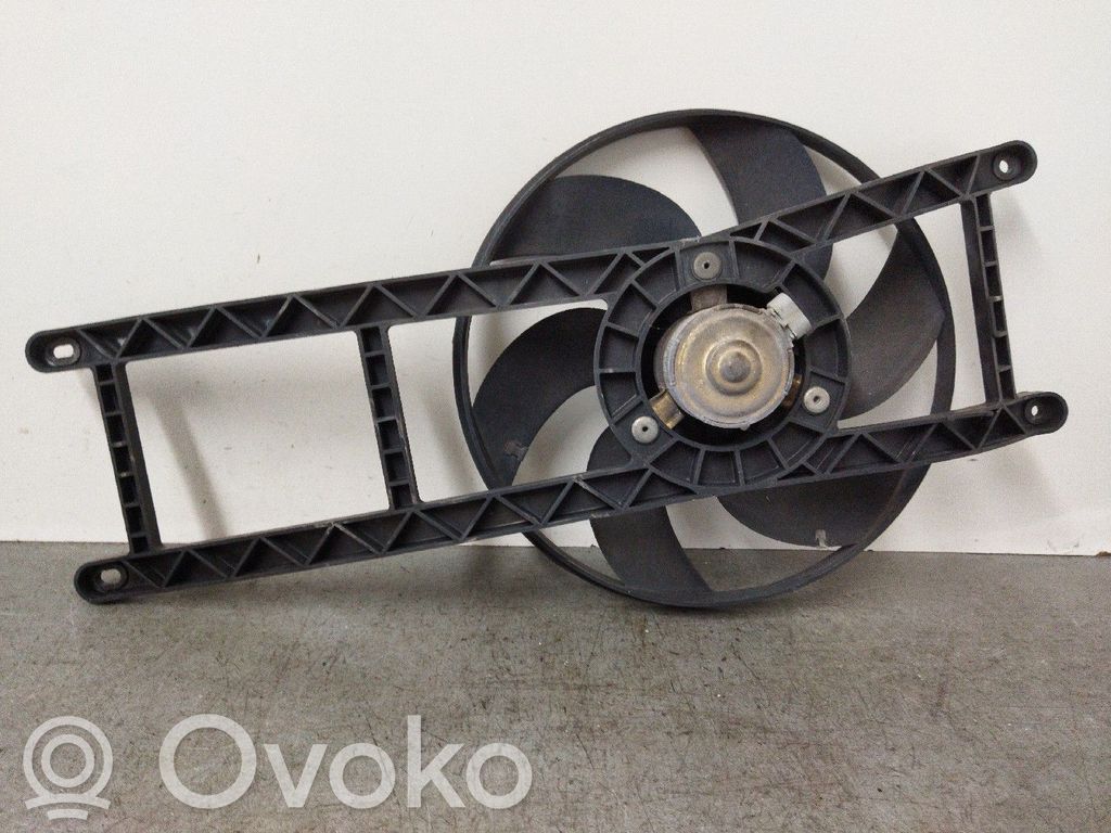 Fiat Panda II Elektryczny wentylator chłodnicy 