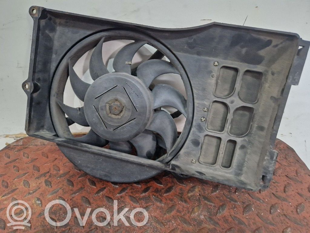 Elektrolüfter   4A0121207B