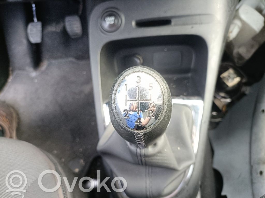 Manual 5 speed gearbox   5V,JR5357