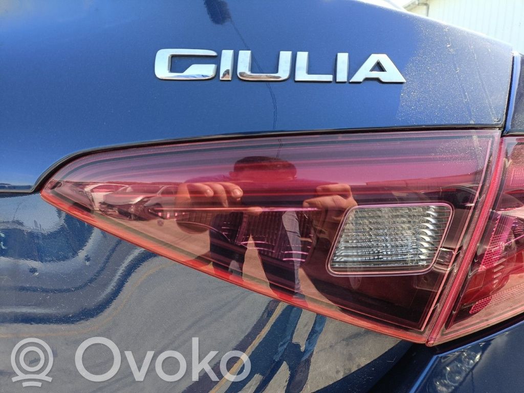 Tailgate rear/tail lights   50543792,50552387