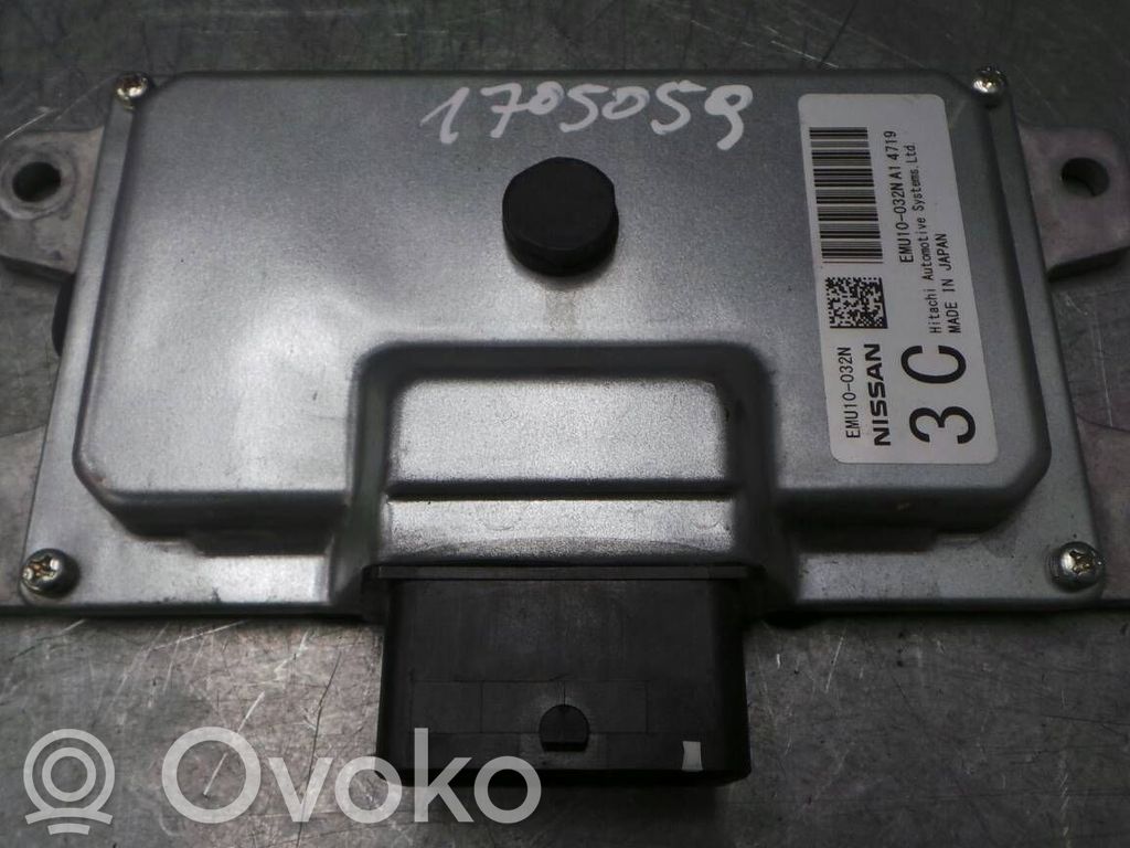 Nissan Note (E12) Pārnesumkārbas vadības bloks 