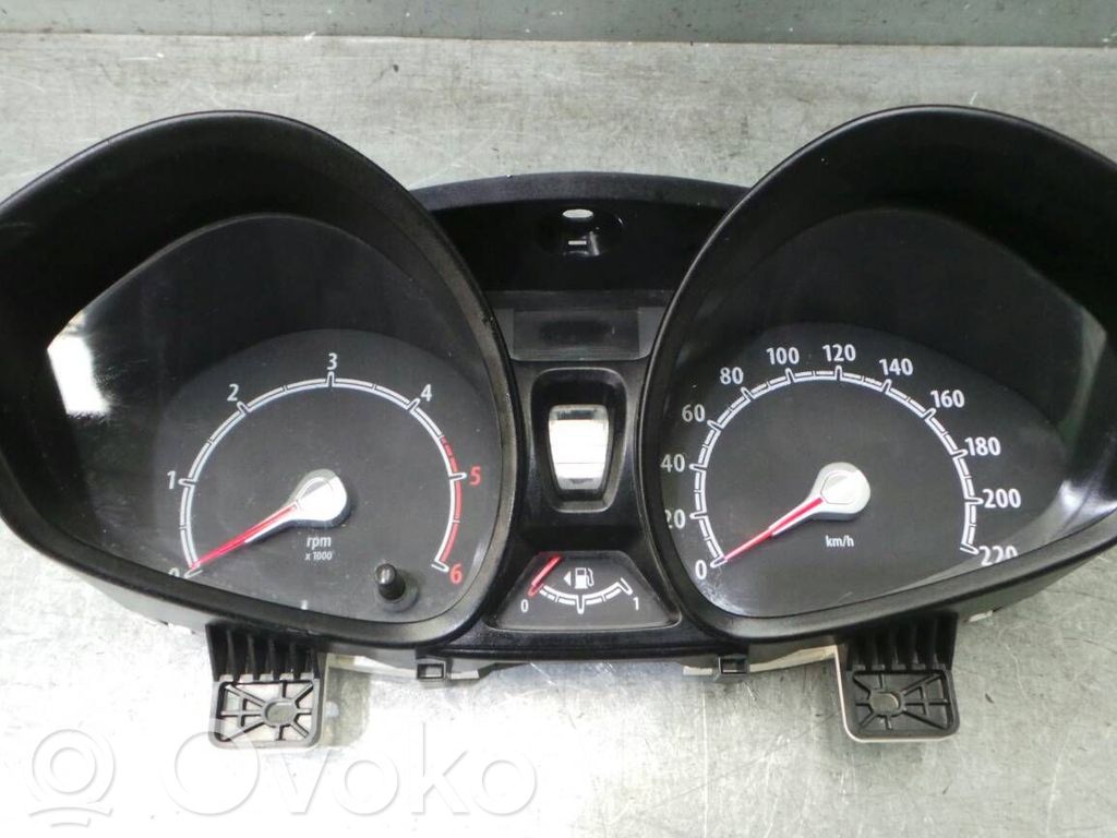 Speedometer (instrument cluster)   8A6T10849CM,1812009