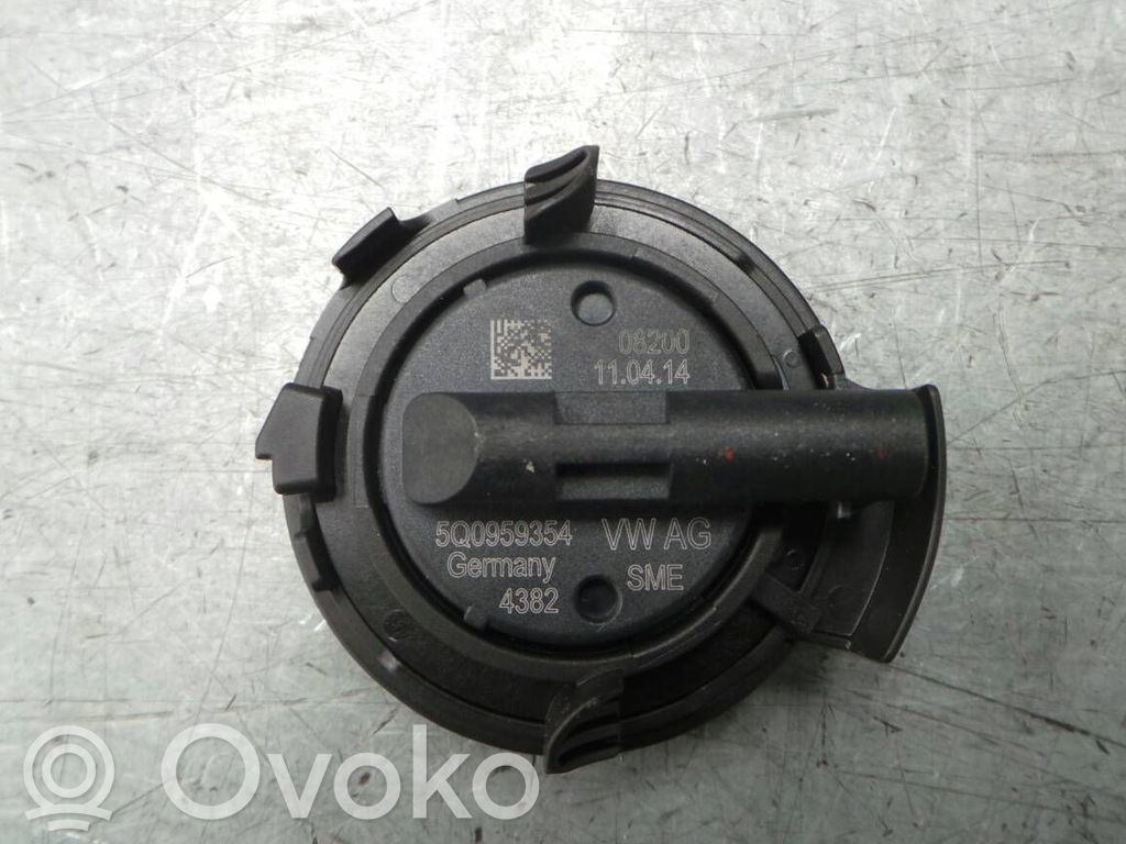 Autres unités de commande / modules   5Q0959354,1810018