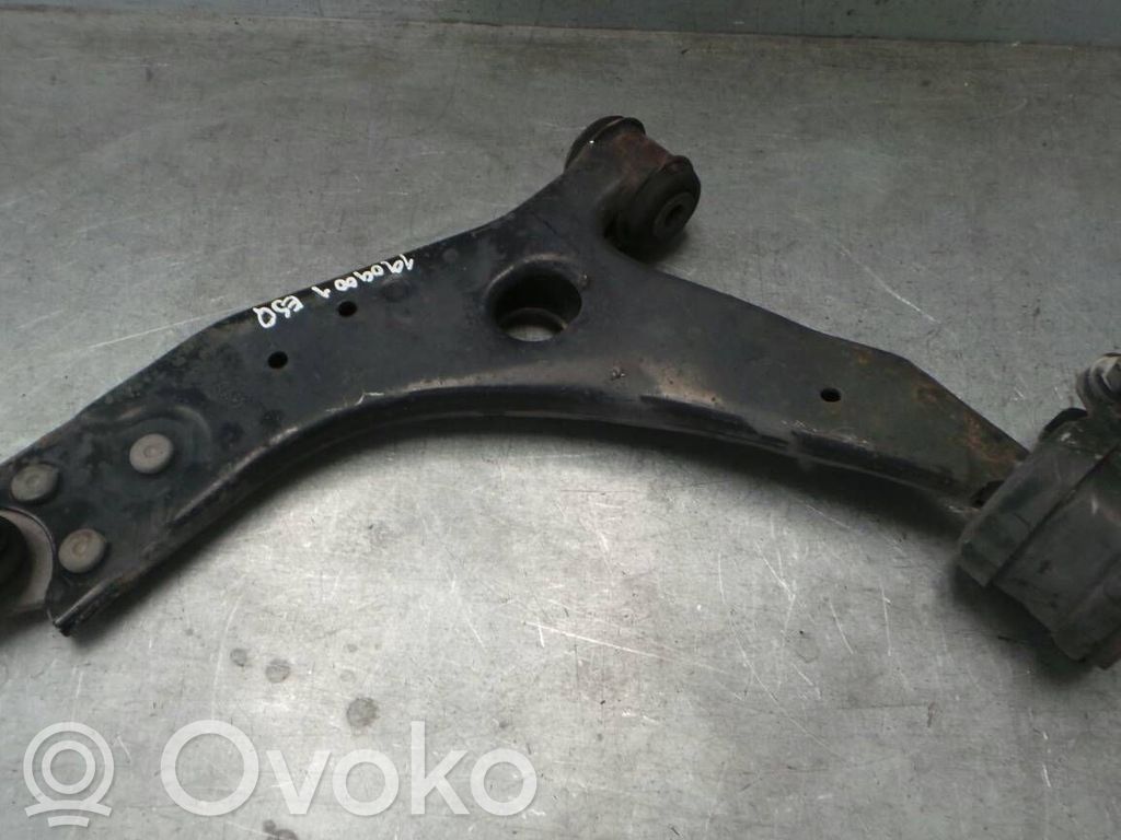 Ford C-MAX I Brazo de suspensión delantero 