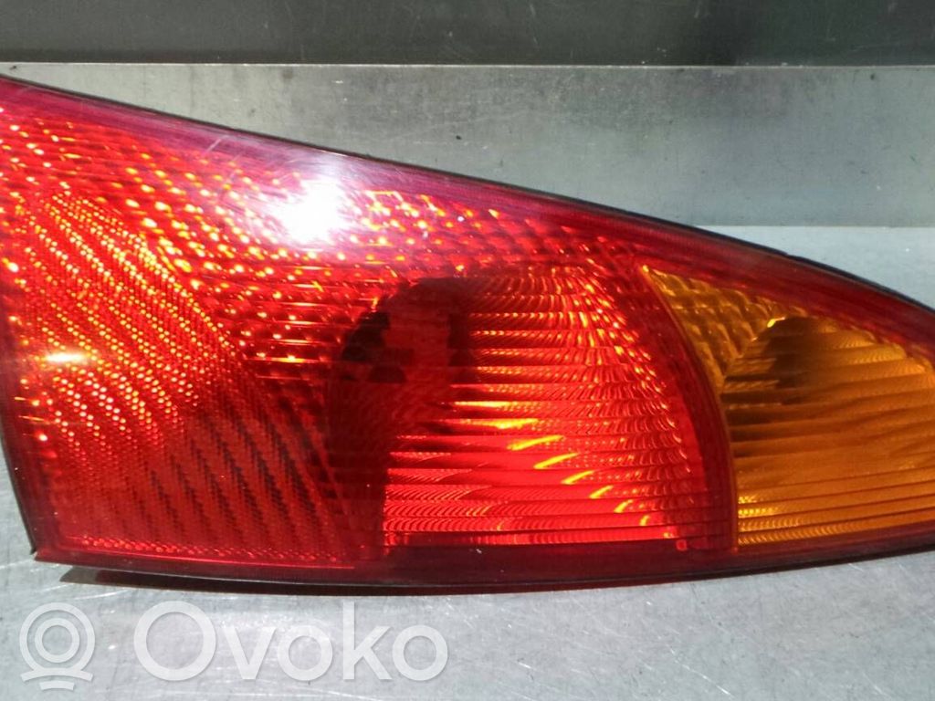 Luz trasera/de freno   1M5113404,1510035