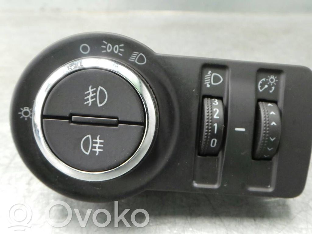 Opel Astra J Alte comutatoare/butoane 