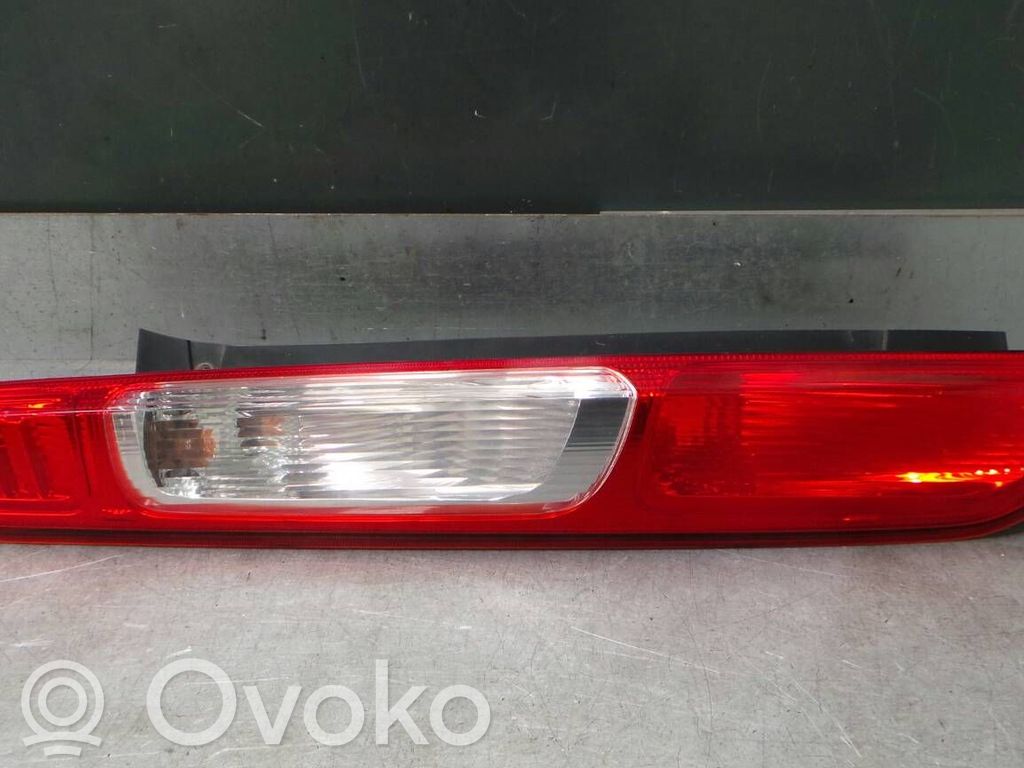 Ford Focus Takaluukun takavalot 