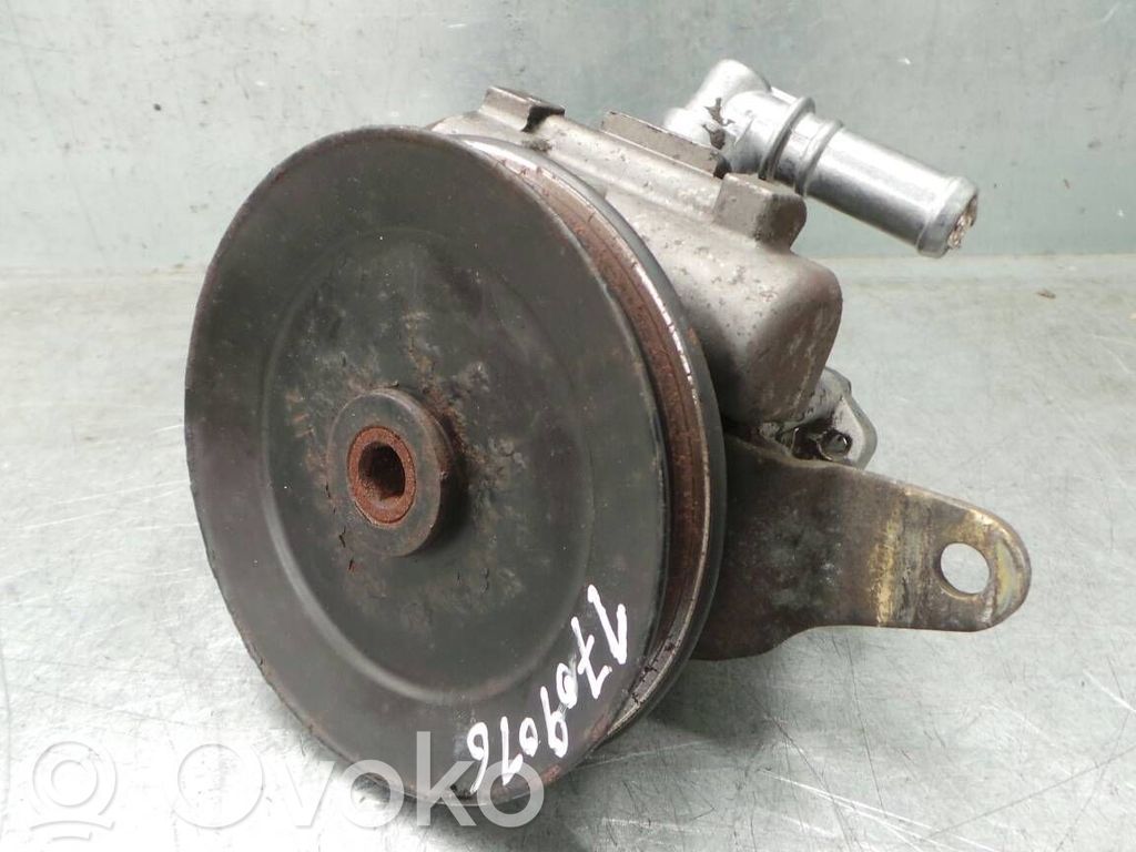 Nissan Primera Power steering pump 