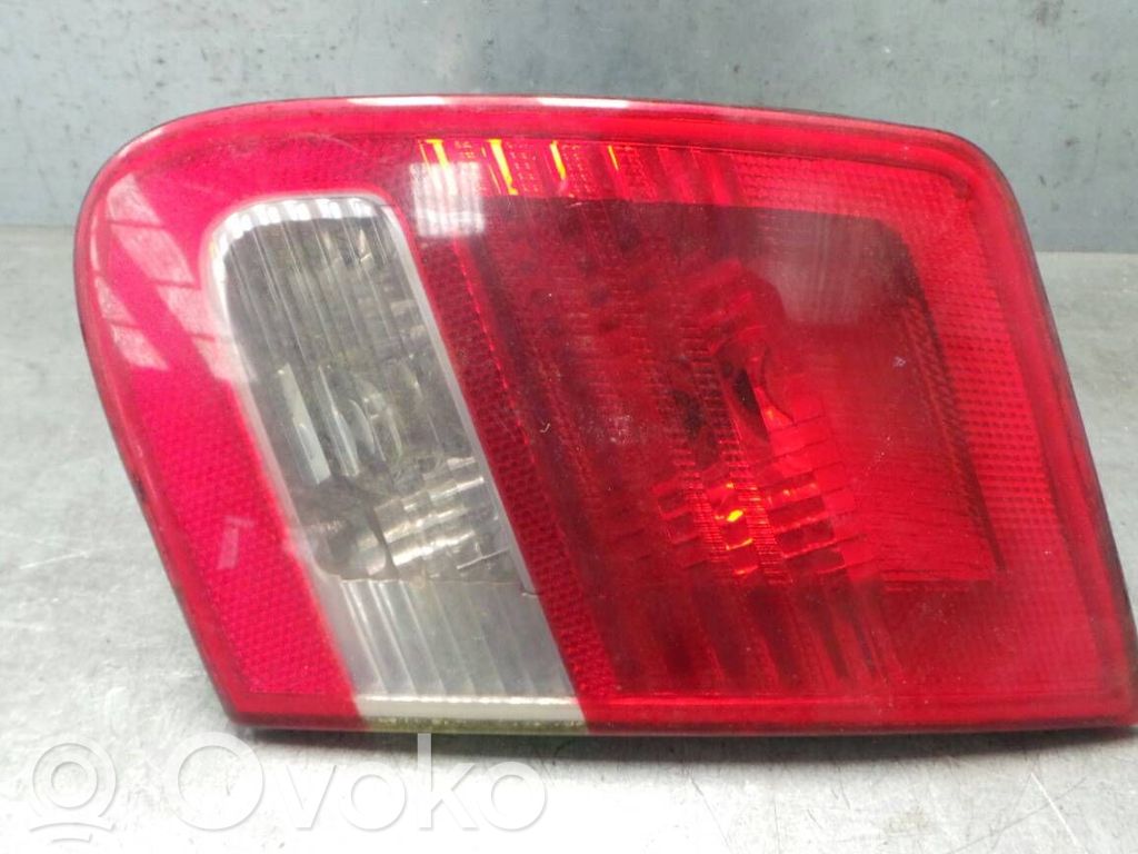 Saab 9-3 Ver2 Galinis žibintas dangtyje 