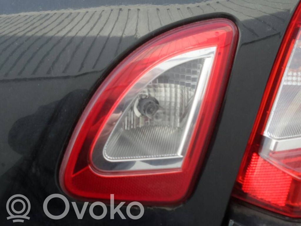 Renault Twingo II Lampy tylnej klapy bagażnika 