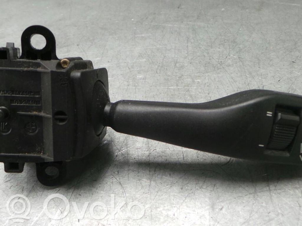BMW 3 E46 Kiti jungtukai/ rankenėlės/ perjungėjai 