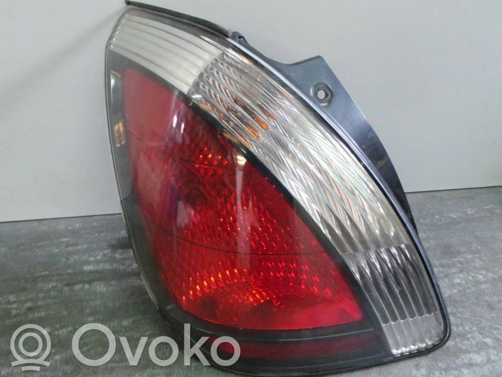 KIA Rio Tailgate rear/tail lights 