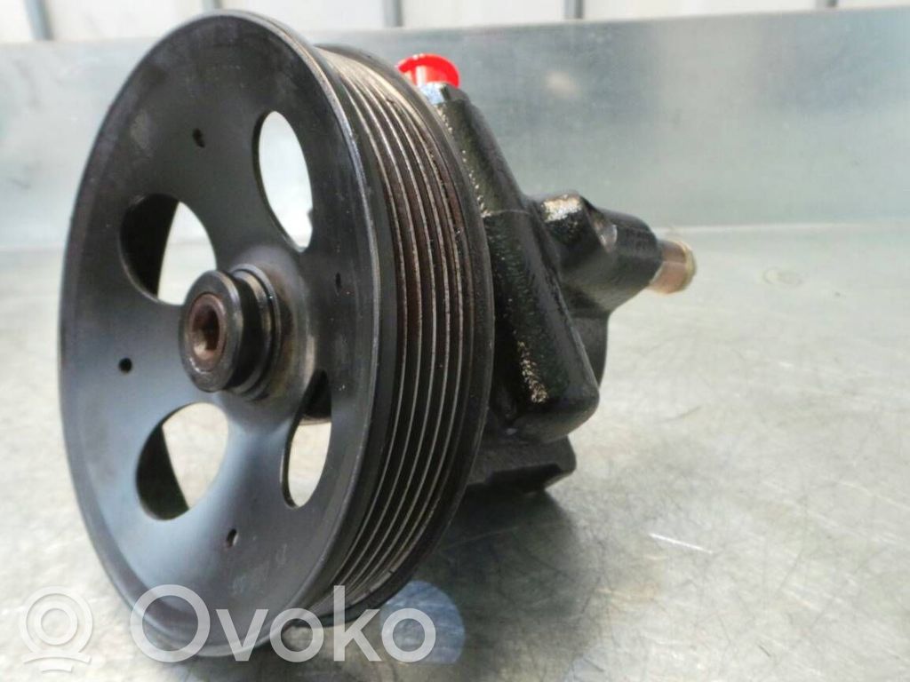 Ohjaustehostimen pumppu   90409232