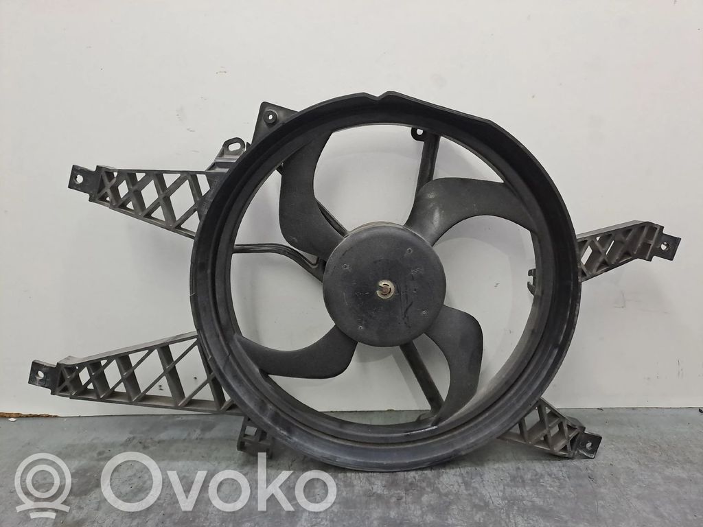 Renault Clio III Elektrisks radiatoru ventilators 