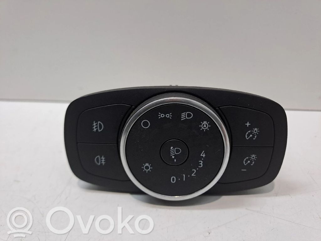 Ford Focus Light switch 