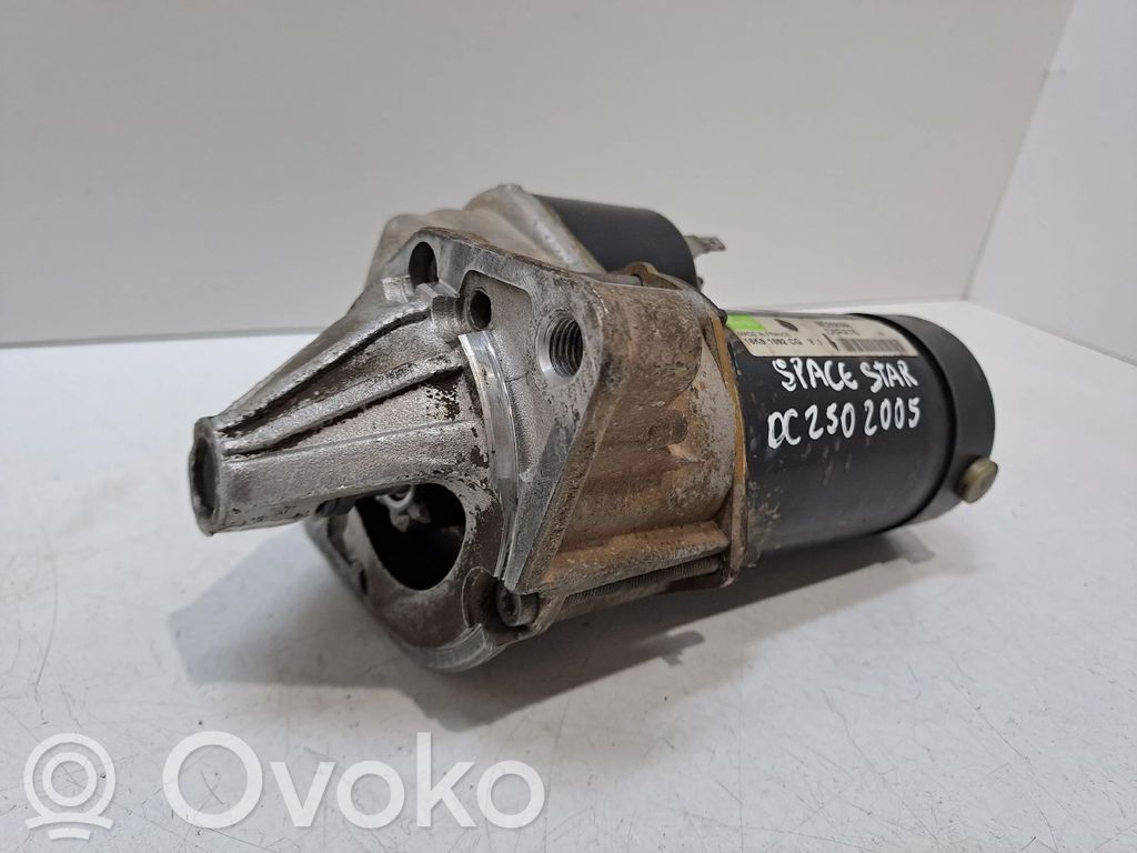 Motor de arranque   D6RA76