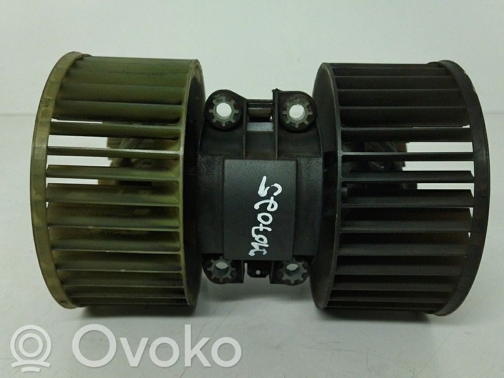 Mazā radiatora ventilators