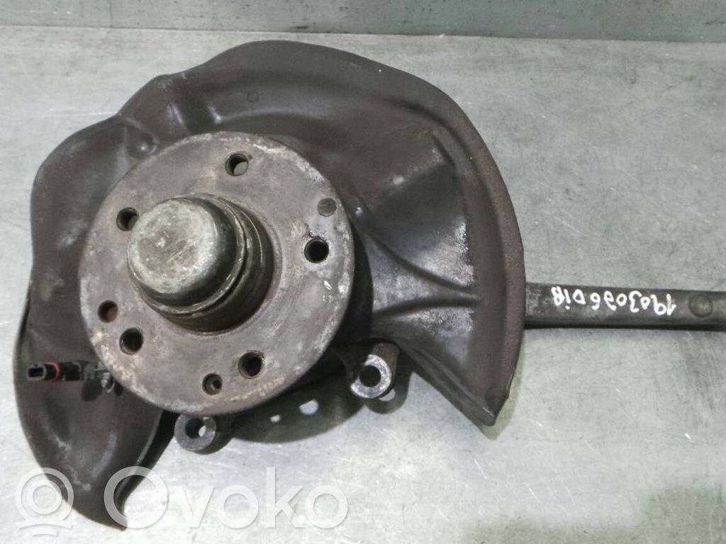Mercedes-Benz E W210 Achsschenkel vorne 