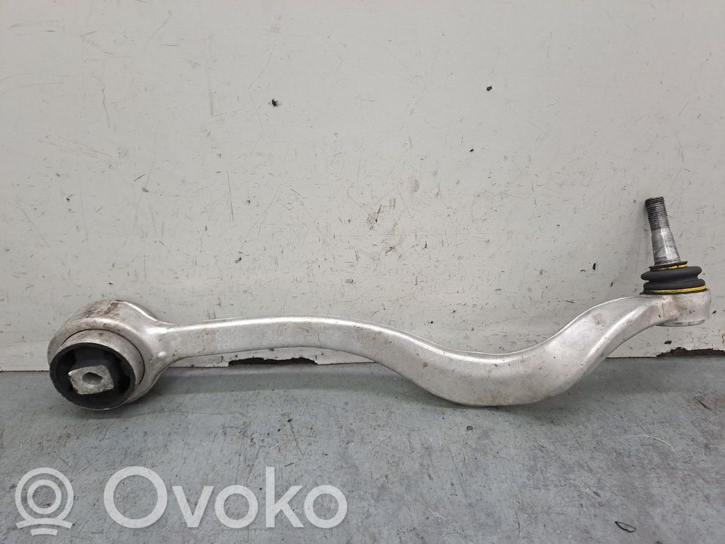 Brazo de suspensión delantero