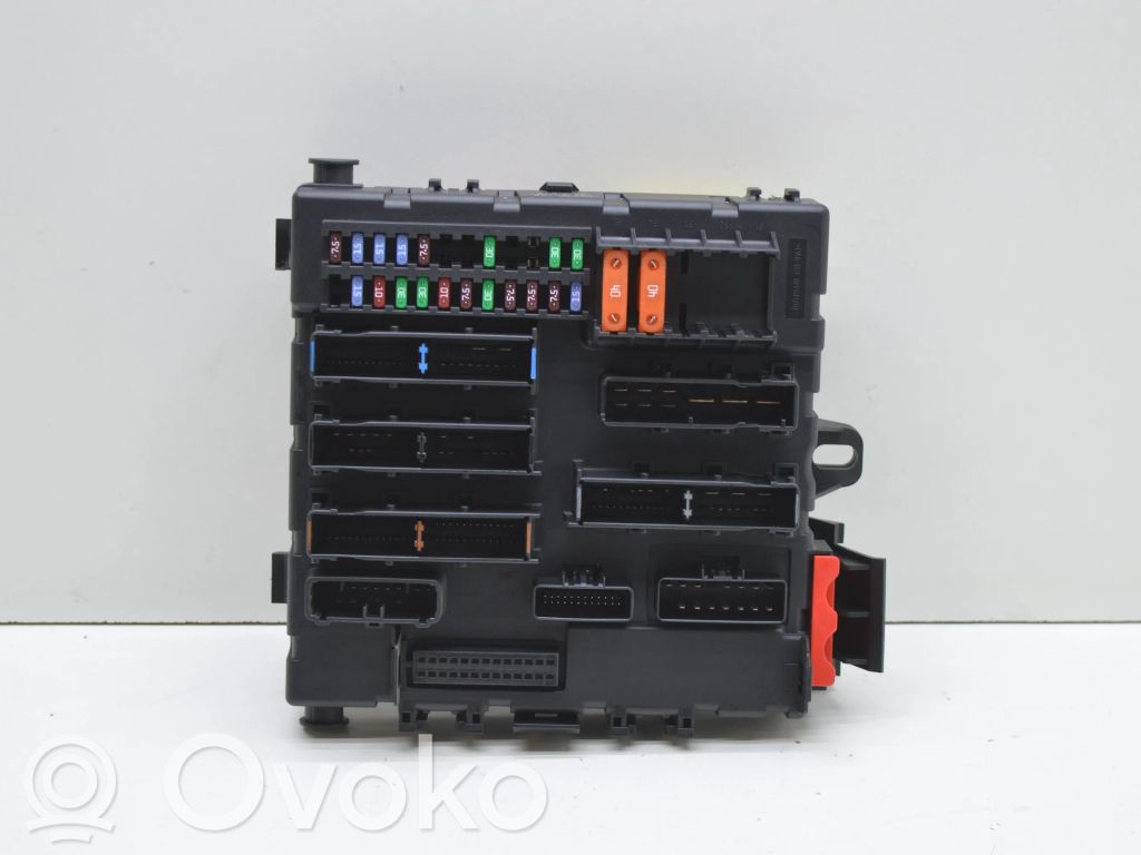 Saab 9-3 Ver2 Saugiklių blokas 