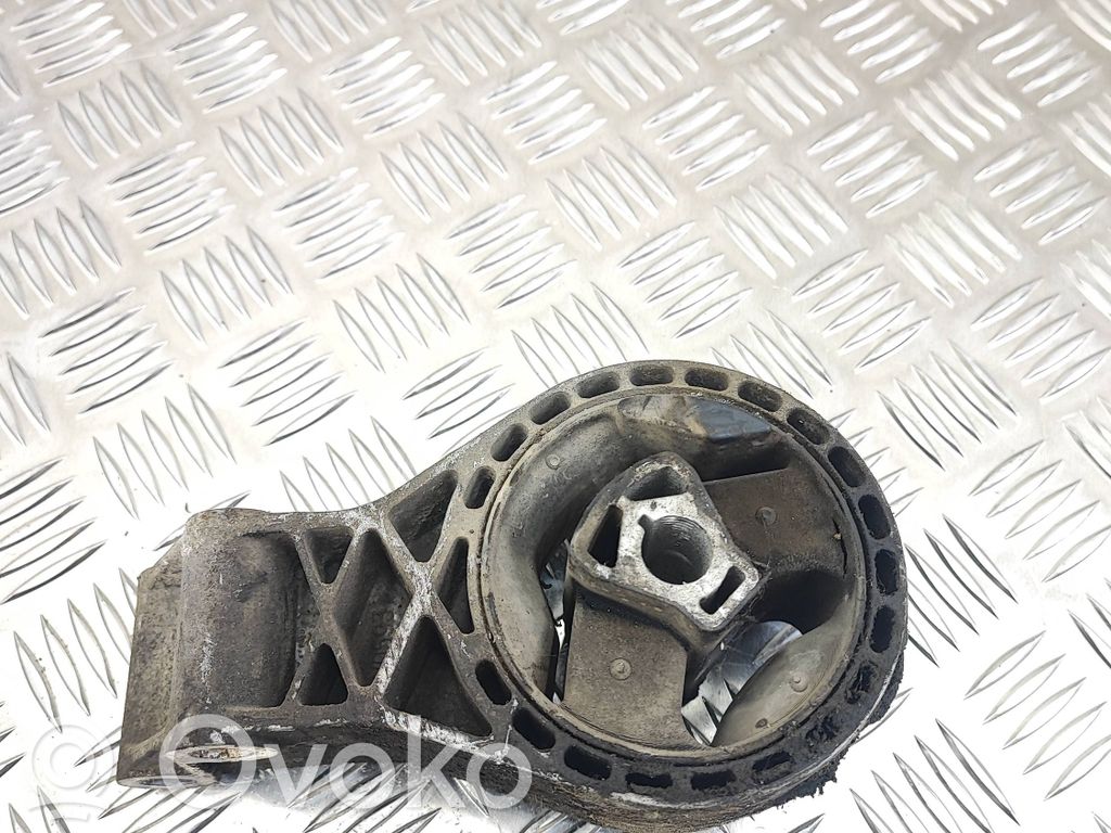 Opel Insignia A Engine mount bracket 