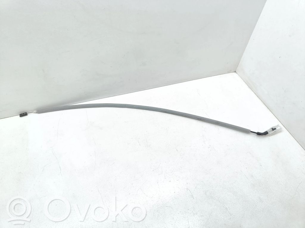 BMW 1 E81 E87 Front door cable line 