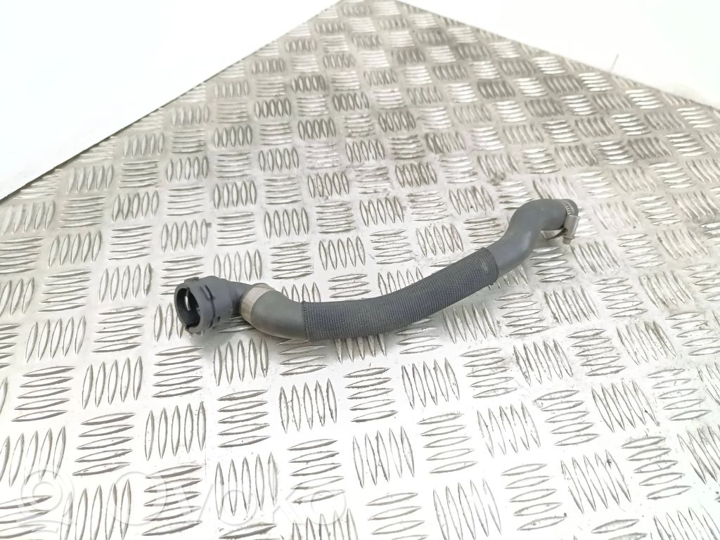 BMW 1 E81 E87 Engine coolant pipe/hose 