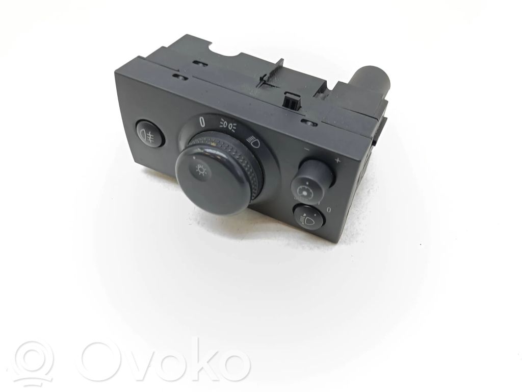 Opel Vectra C Light switch 