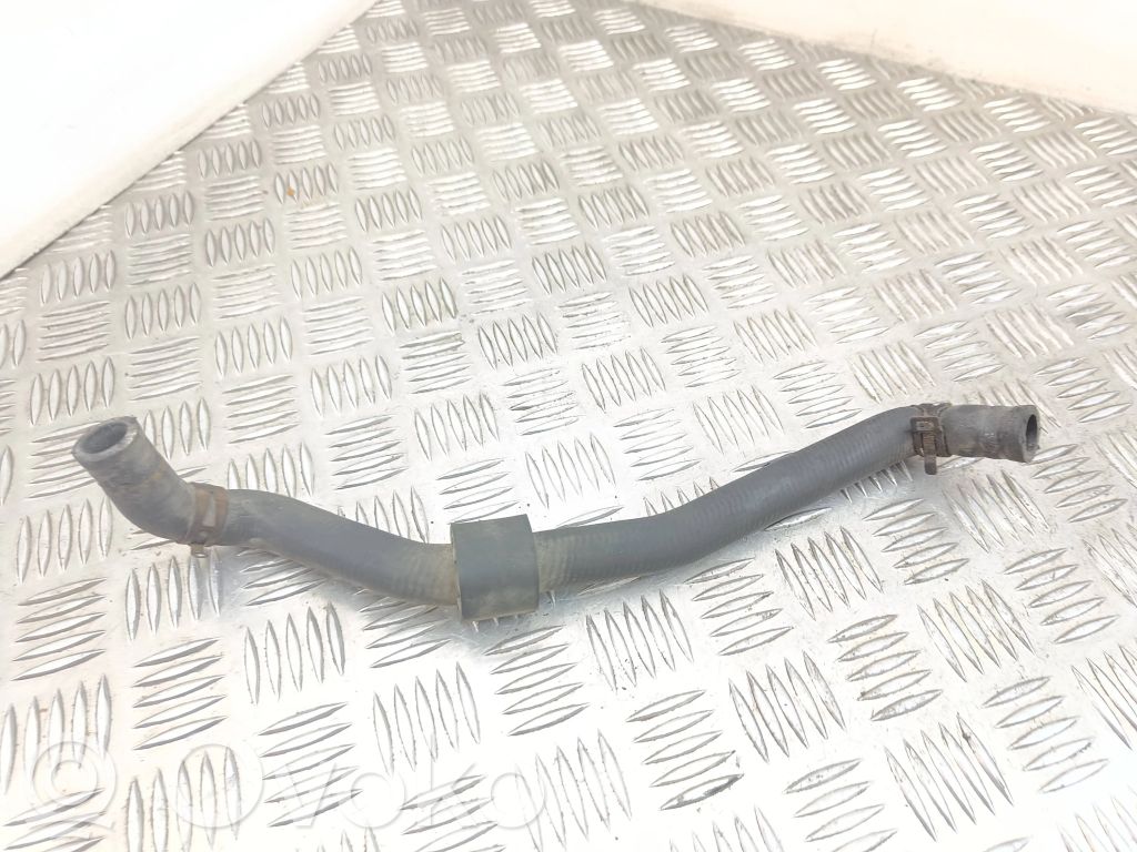 Engine coolant pipe/hose