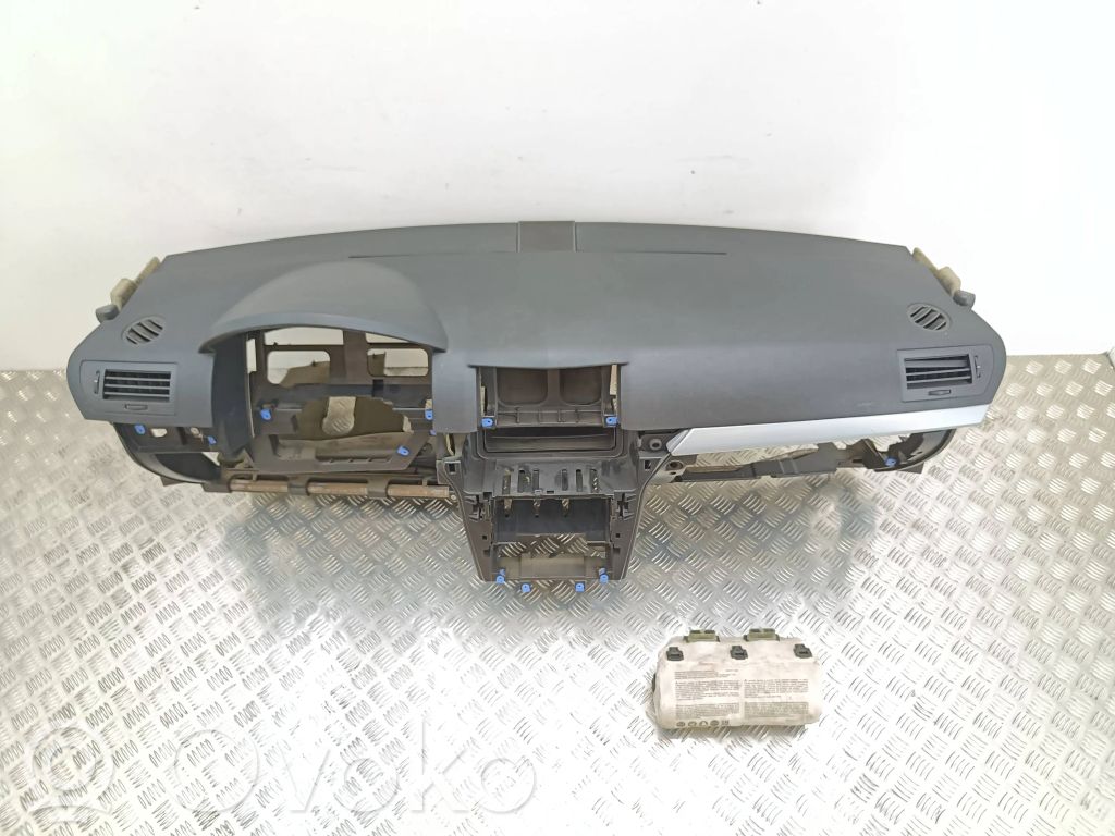 Opel Astra H Dashboard 