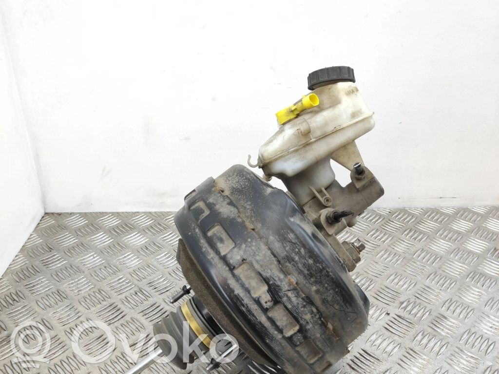 Opel Astra J Bremžu vakuuma pastiprinātājs 
