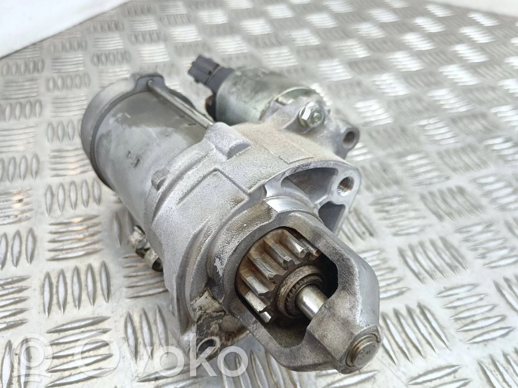 BMW 7 F01 F02 F03 F04 Starteris 