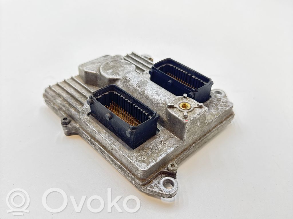 Opel Vectra C Engine control unit/module 
