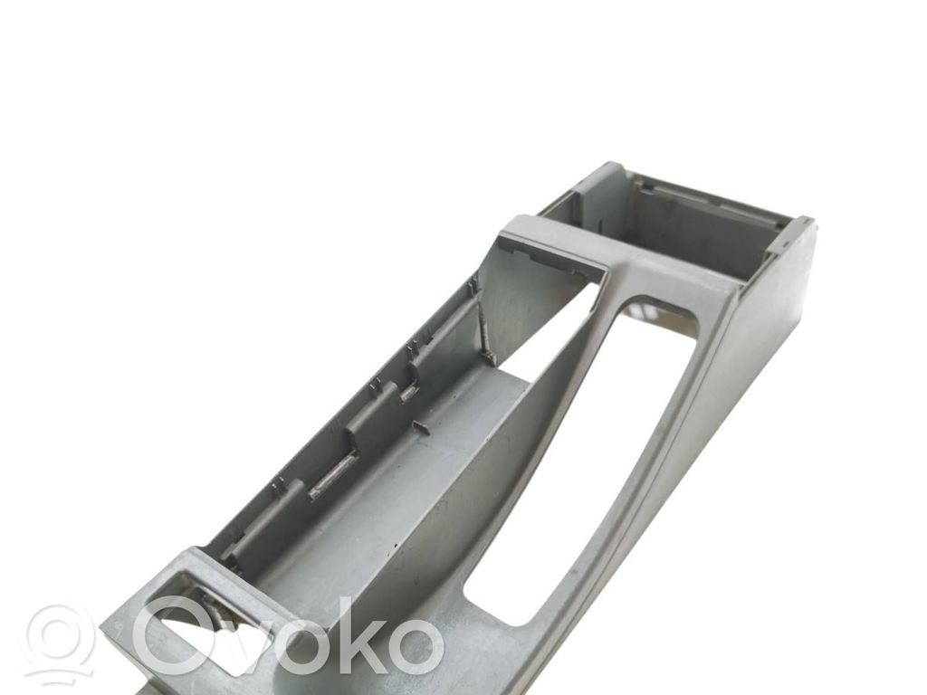 BMW 3 E46 Center console 