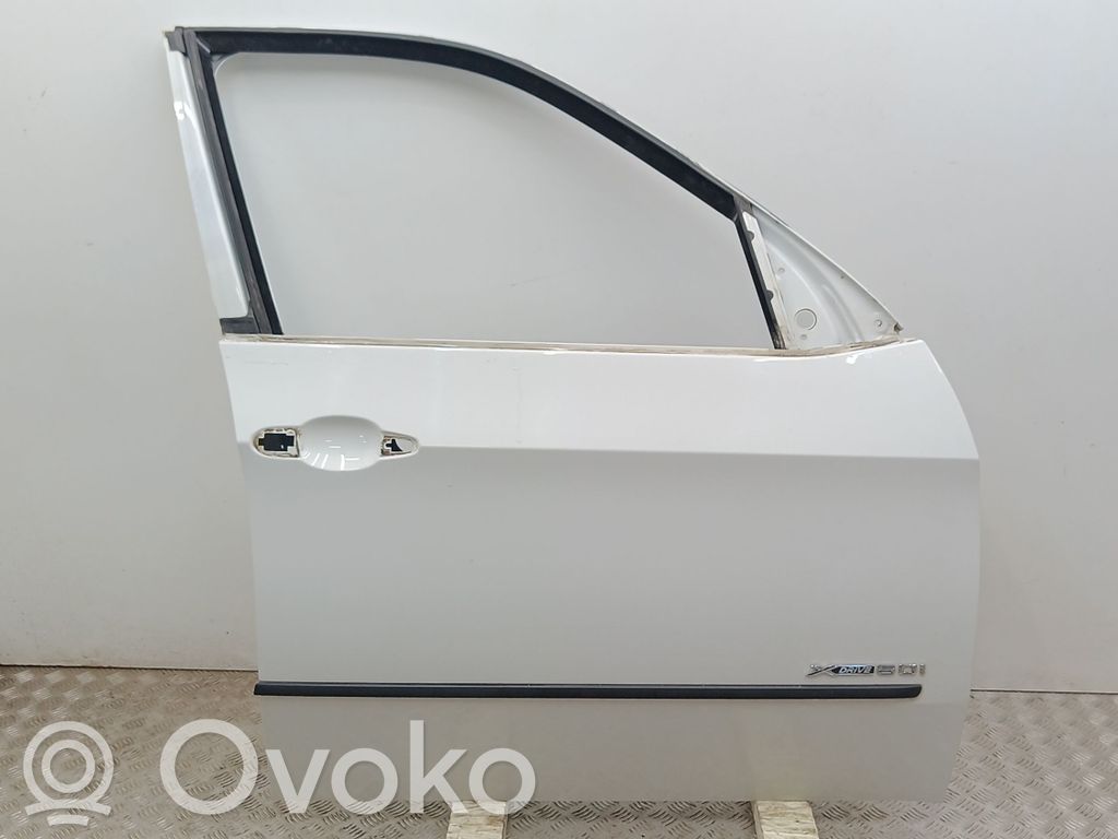 Priekinės durys   7137002,4024019