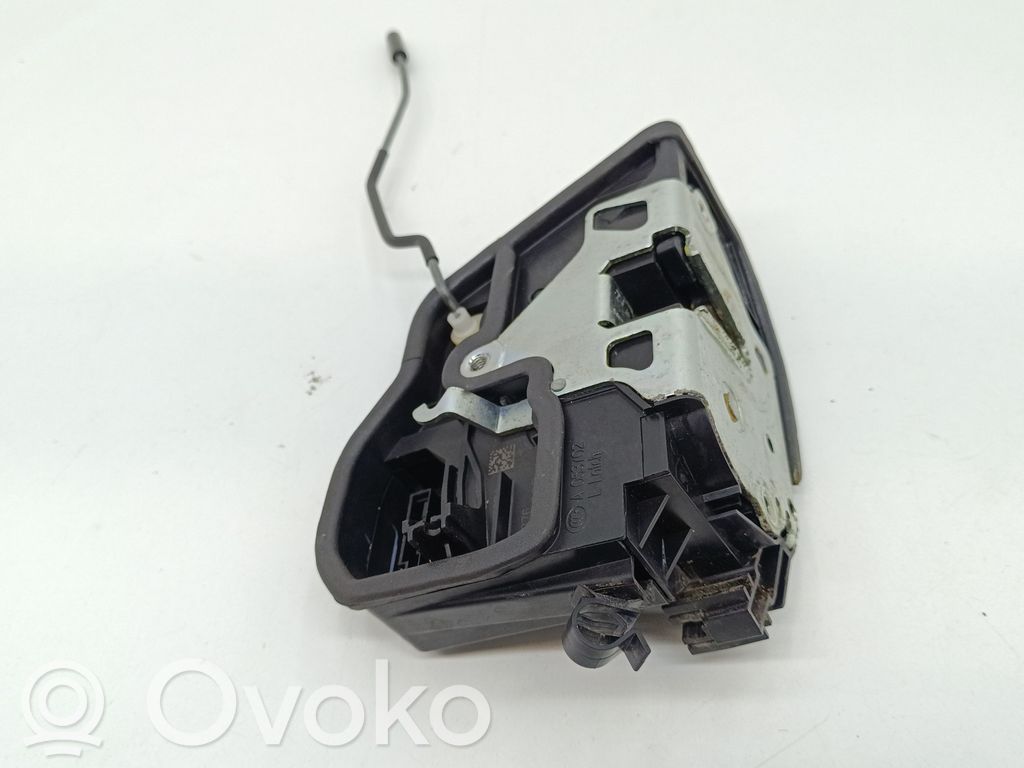 BMW X5 E70 Front door lock 