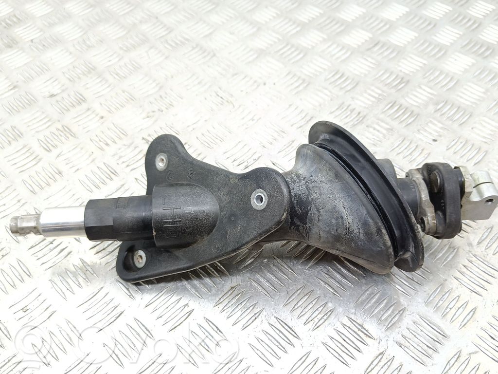 BMW X5 E70 Steering column universal joint 